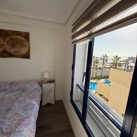 Torrevieja La Mata Primera Linea Playa المظهر الخارجي الصورة