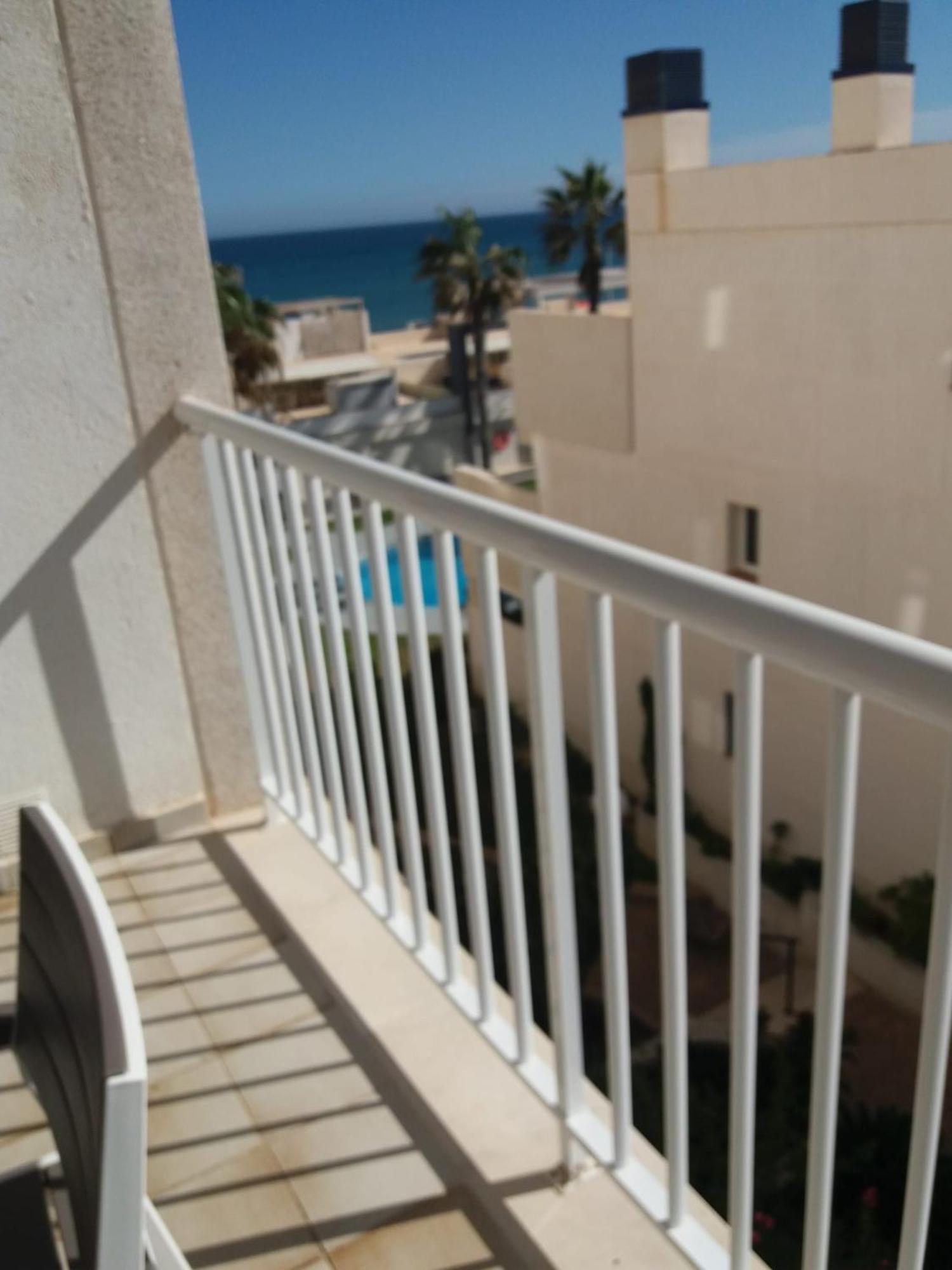 Torrevieja La Mata Primera Linea Playa المظهر الخارجي الصورة