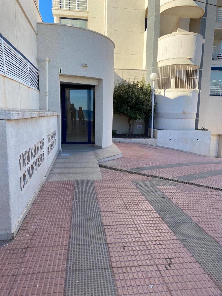 Torrevieja La Mata Primera Linea Playa المظهر الخارجي الصورة